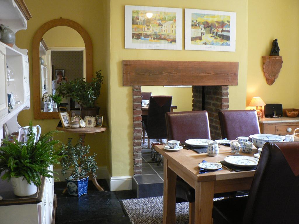 16 Franklin Bijou Boutique Bed and Breakfast Harrogate Eksteriør billede